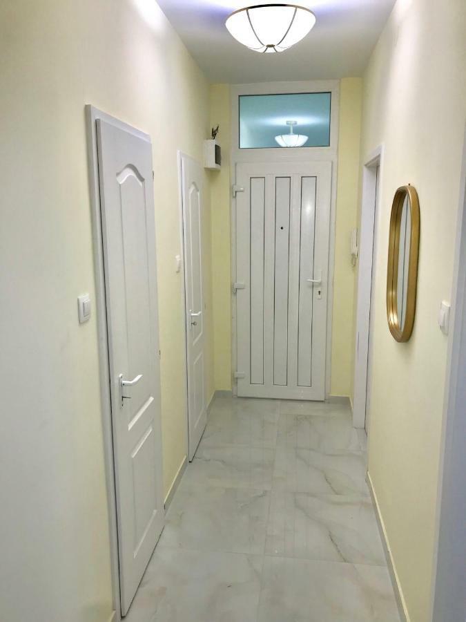 Ella Apartman Debrecen Exterior photo
